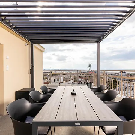 F & B Collection- 360 View Tiny Penthouse * Thessaloniki